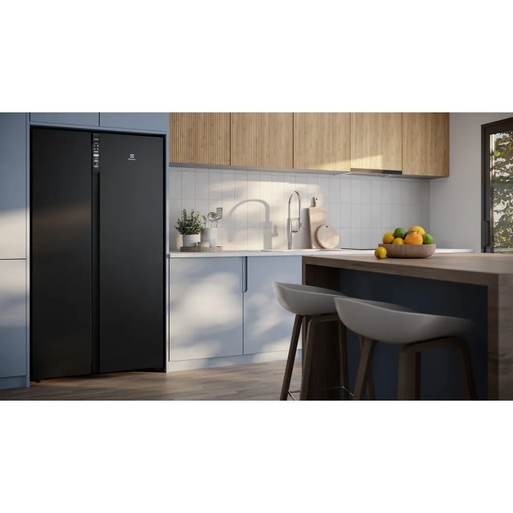 Geladeira Electrolux Frost Free Inverter 526L Efficient com AutoSense Side by Side Vidro Preto (ES5GB)