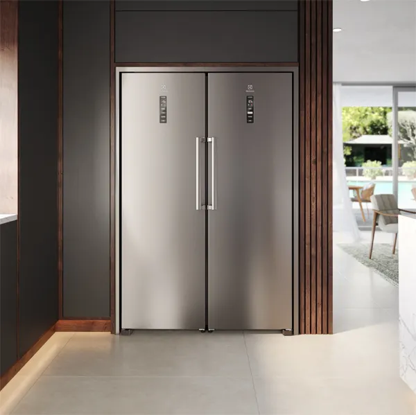 Kit Geladeira Electrolux Frost Free 354L Experience Com Autosense (RTI4S) + Freezer Electrolux 273L Experience Com Inverter cor Inox Twins (FTI4S)
