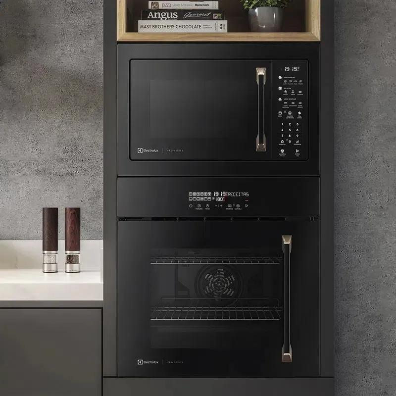 Micro-ondas de Embutir Electrolux 34L Preto com Grill Pro Series (MV43T)