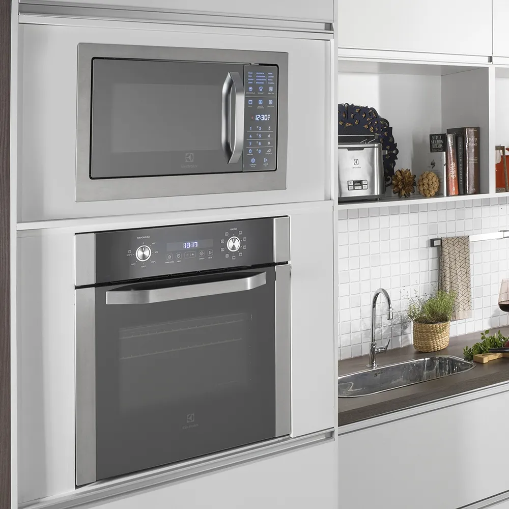 Micro-ondas de Embutir Electrolux 28L cor Inox Espelhado com Função Grill e Painel Blue Touch (MB38T)