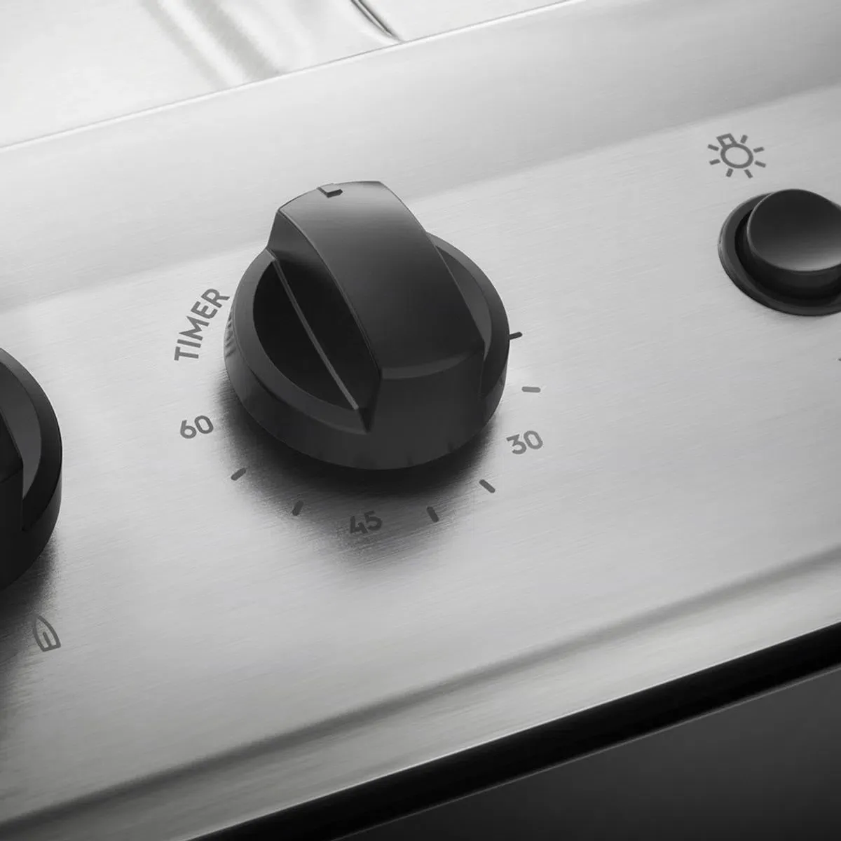 Fogão 4 Bocas de Embutir Electrolux Prata com Grill e Tripla Chama (56EXT)