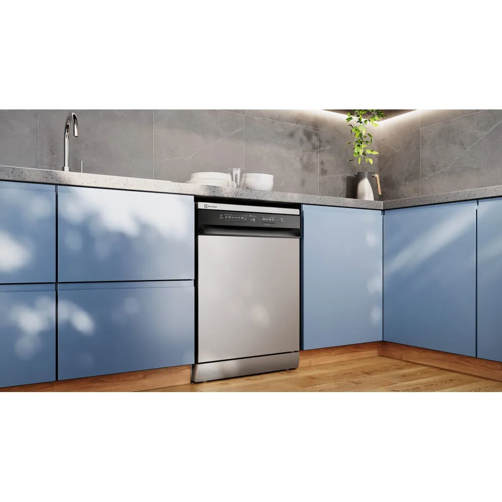 Lava-Louça Electrolux 14 Serviços Inox com Programa Lava & Seca 50 min (LS14E)