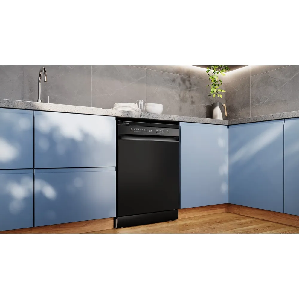 Lava-Louça Electrolux 14 Serviços Preta com Programa Lava e Seca 50 min (LP14E)