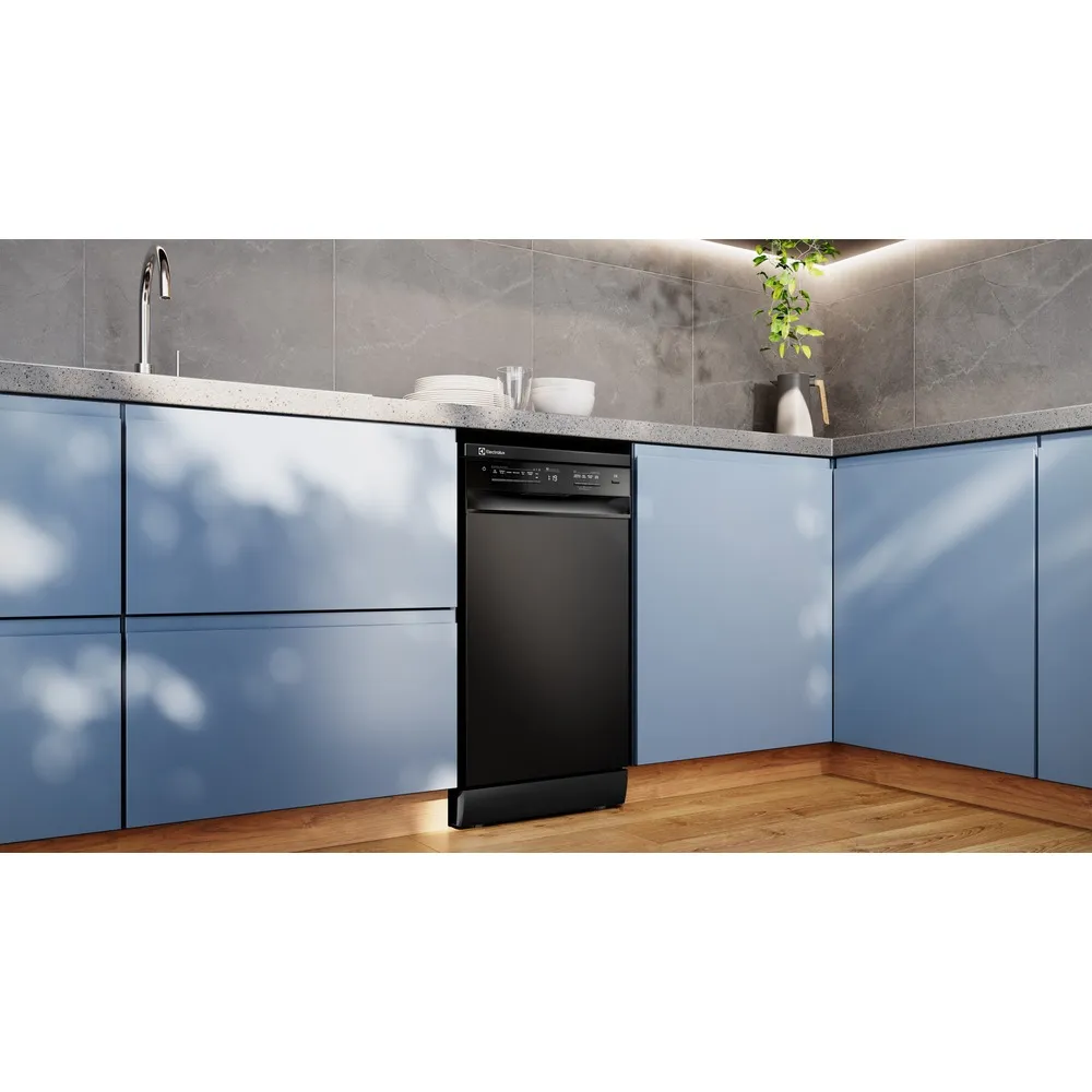 Lava-Louça Electrolux 10 Serviços Preta com Programa Lava e Seca 50 min (LP10E)