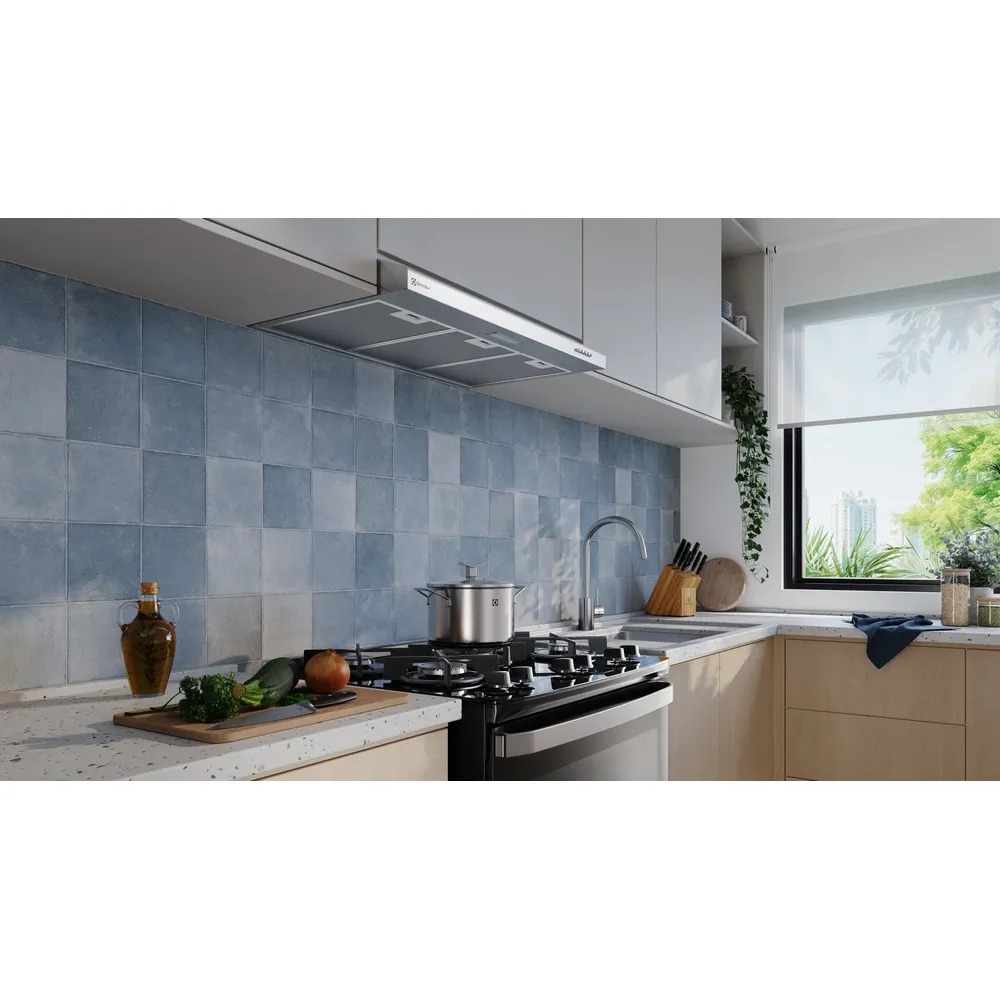 Depurador de Ar Electrolux 80cm Inox Alto Poder de Sucção, Luz LED e Filtragem Dupla (DE8SS)