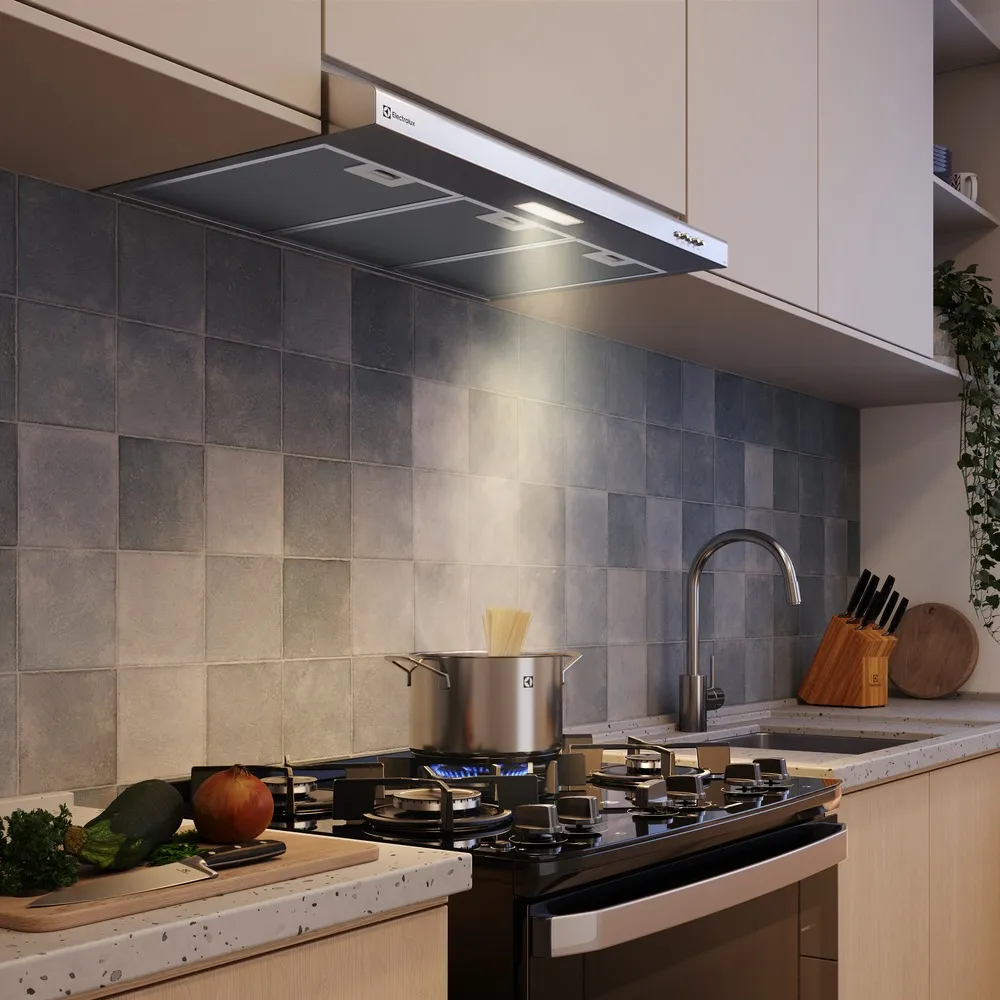 Depurador de Ar Electrolux 80cm Inox Alto Poder de Sucção, Luz LED e Filtragem Dupla (DE8SS)