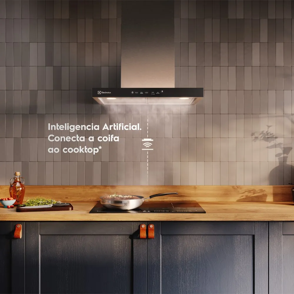 Coifa de Parede Electrolux 60cm Inox Experience com Inteligência Artificial e Alto Poder Sucção (CE6TF)