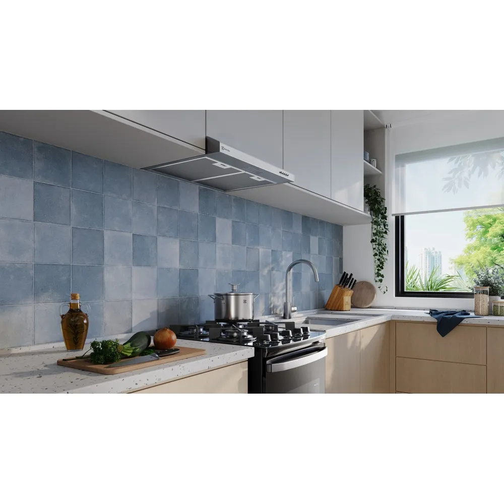 Depurador de Ar Electrolux 60 cm Inox Alto Poder de Sucção, Luz LED e Filtragem Dupla (DE6SS)