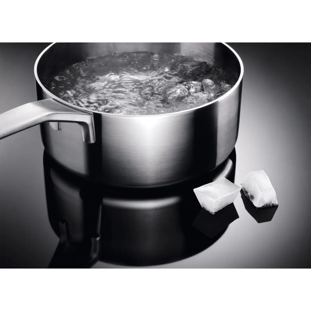 Cooktop 4 Bocas de Indução Electrolux Efficient (IE4TW)