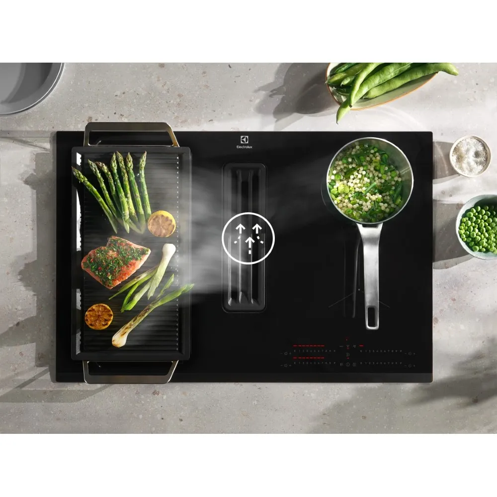 Cooktop de Indução 2 em 1 com Coifa Integrada Electrolux Expert (IE8CH)