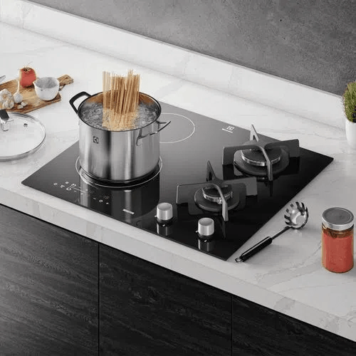 Cooktop 4 bocas de Indução e a Gás Electrolux Preto Hibrido e Timer (IE60H)
