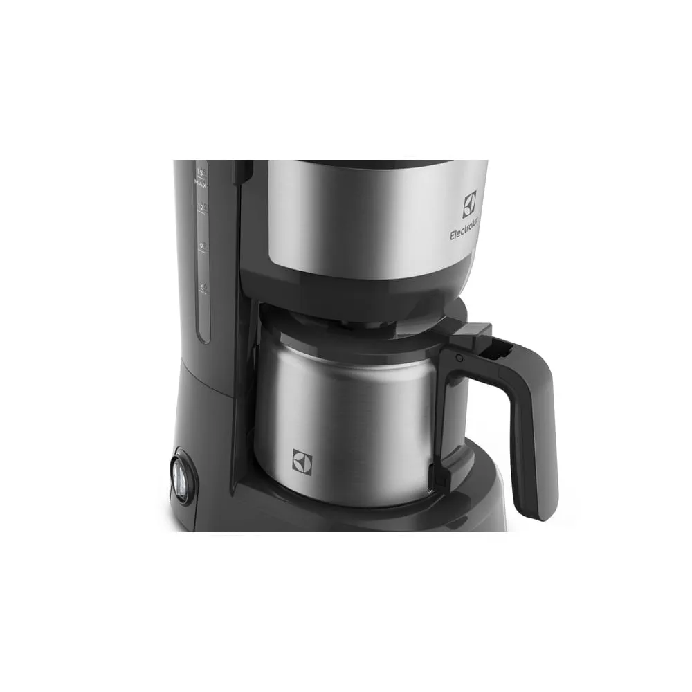 Cafeteira Elétrica Electrolux 15 Xícaras Efficient com Jarra Inox (ECM12)