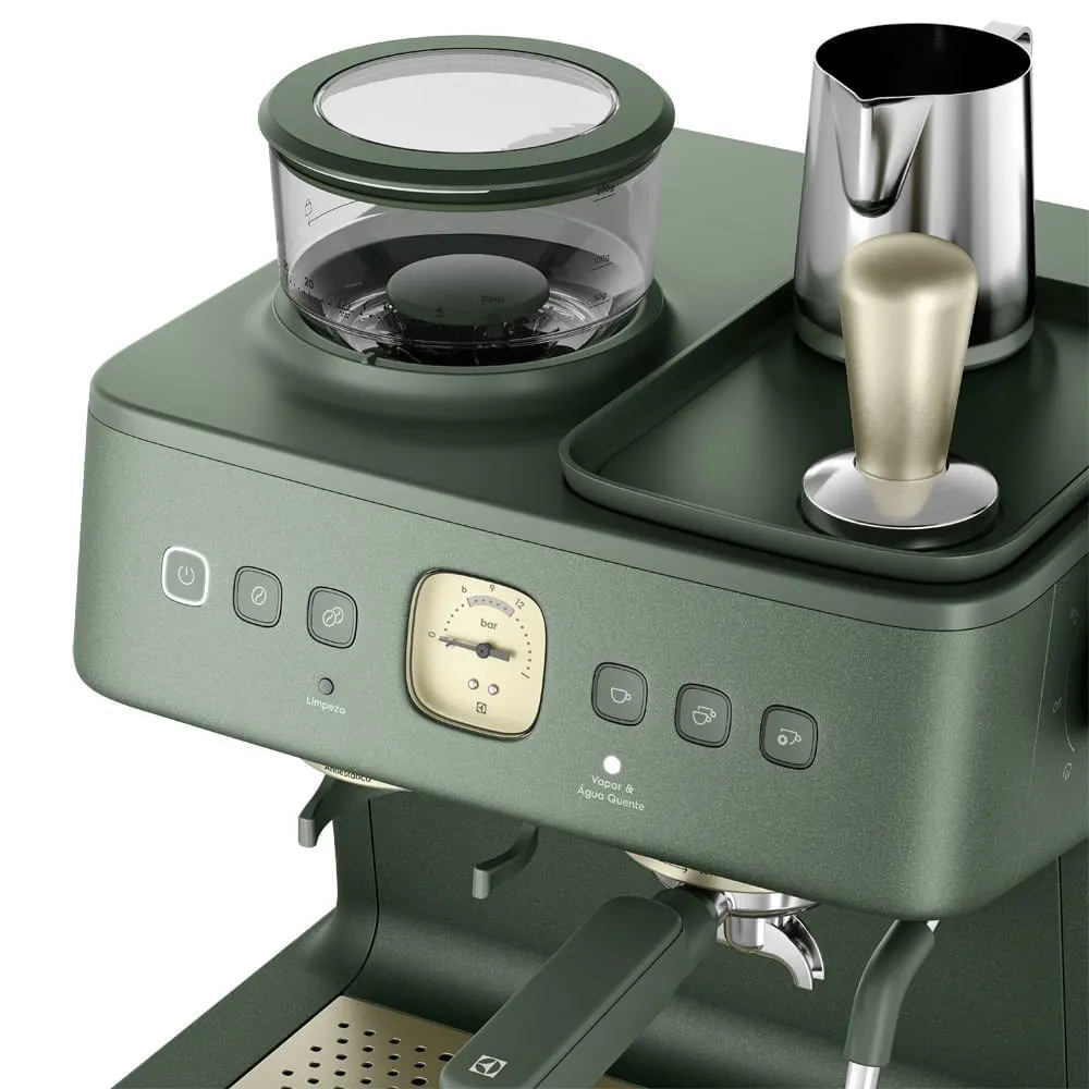 Cafeteira Espresso Electrolux Verde Moedor Integrado Linha 100 anos Celebre Rituais (ECM95)