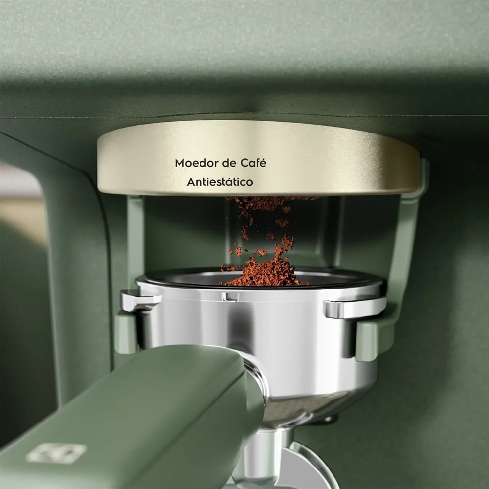 Cafeteira Espresso Electrolux Verde Moedor Integrado Linha 100 anos Celebre Rituais (ECM95)