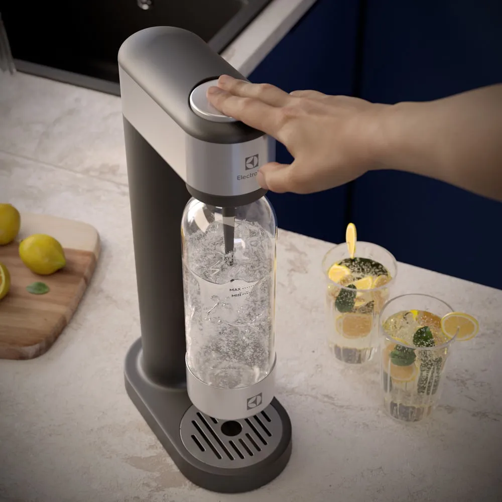 Gaseificador de Água Electrolux Efficient Cinza com Cilindro e Garrafa 1L (ESM01)