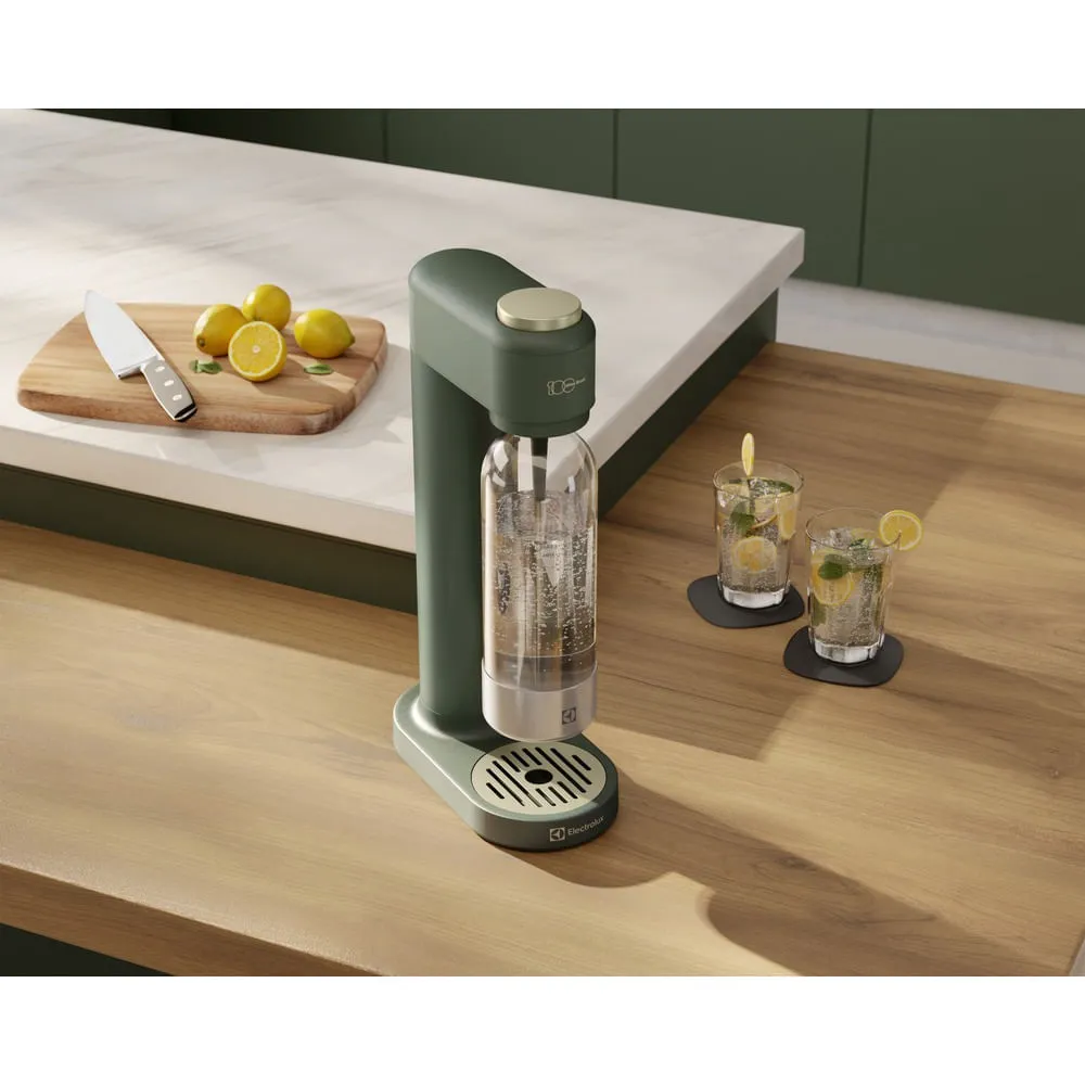 Gaseificador de Água Electrolux Cilindro e Garrafa 1L Verde Linha 100 anos Celebre Frescor (ESM100)
