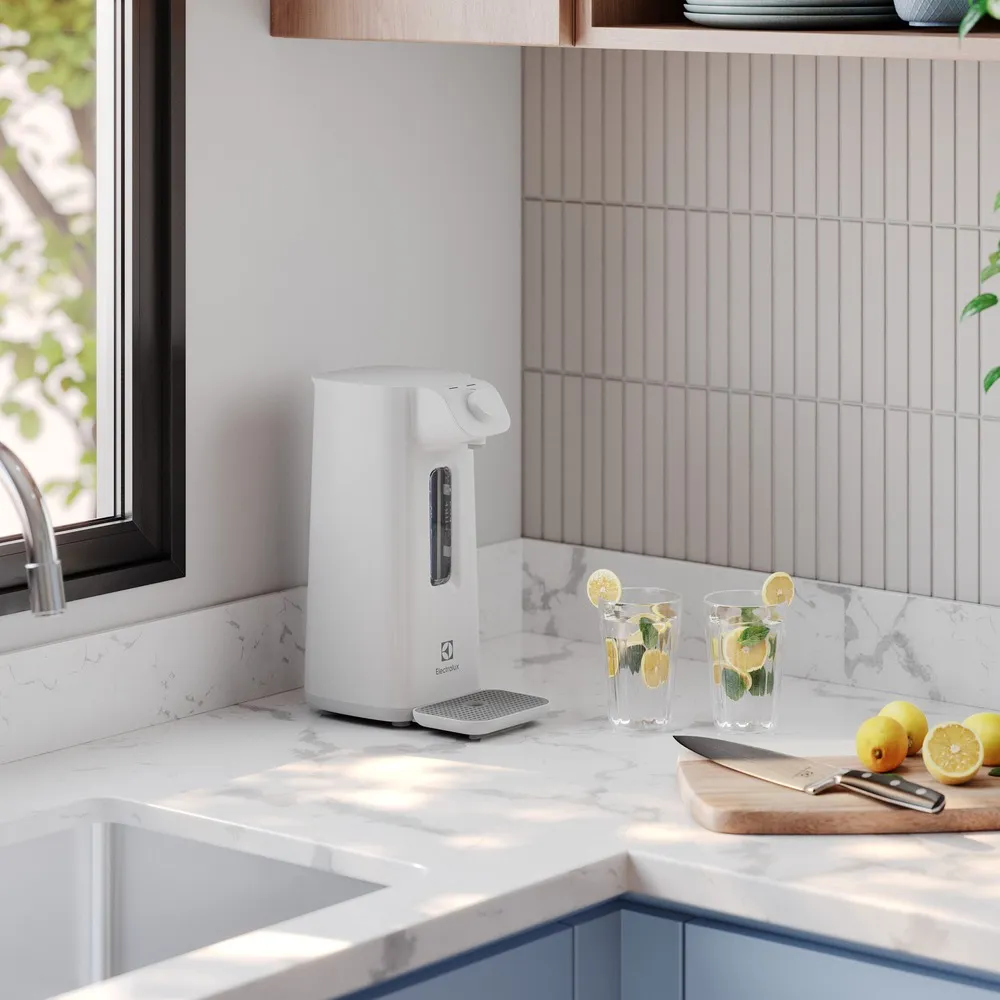 Purificador de Água Electrolux Efficient Compacto Água Natural com Tecnologia Acqua Pure (PN10B)