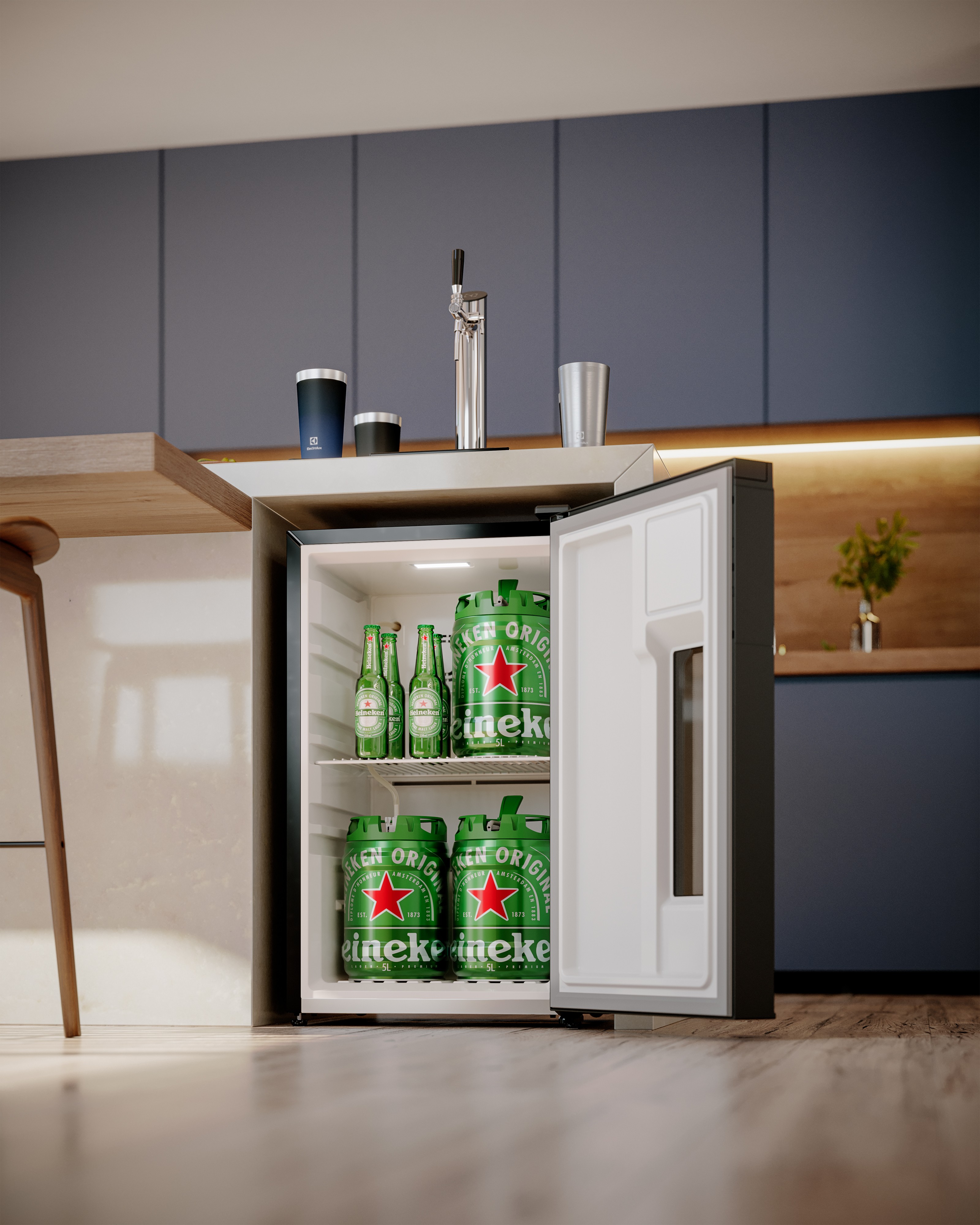 Cervejeira Home Bar Electrolux Frost Free 100L com Torre de Chopp e Porta de Vidro Preta (EB10C)