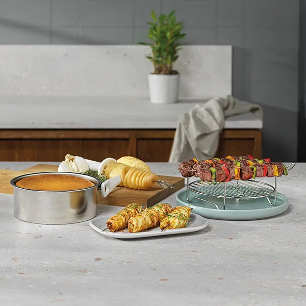 Acessórios para Air Fryer Electrolux Forma, Grelha, 3 Espetos e 1 Fatiador em Espiral