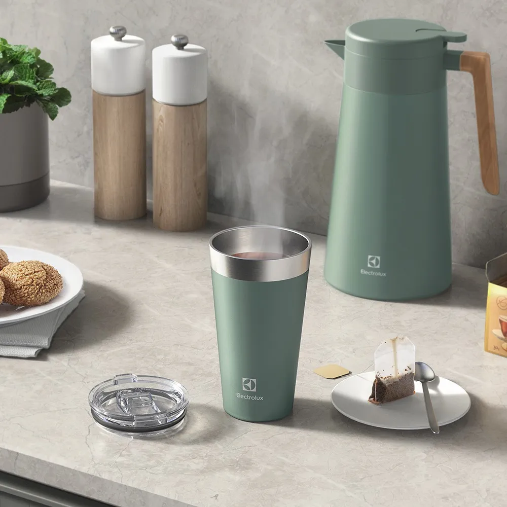 Copo Térmico Electrolux 560ml Verde Sense com Tampa Hermetica