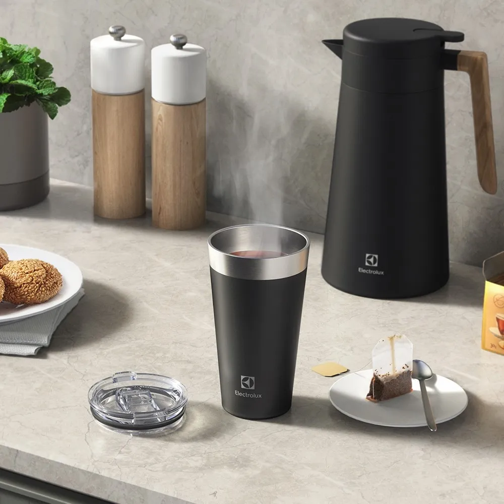 Copo Térmico Electrolux 560ml Preto Sense com Tampa Hermetica