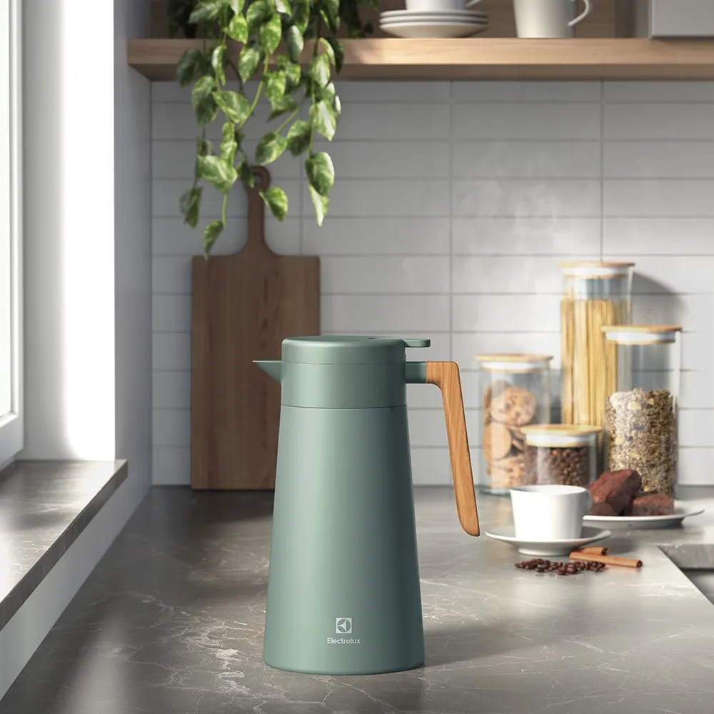 Garrafa Térmica Electrolux 1,8L Verde Fosca Sense Com Bico Corta Pingos