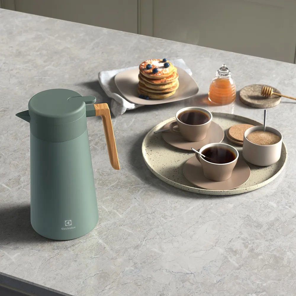 Garrafa Térmica Electrolux 1,8L Verde Fosca Sense Com Bico Corta Pingos